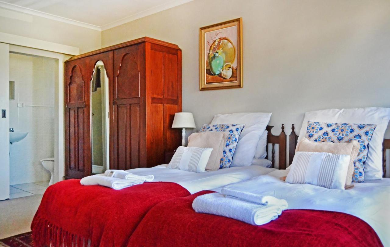 Bed and Breakfast Chesham House Херманус Экстерьер фото
